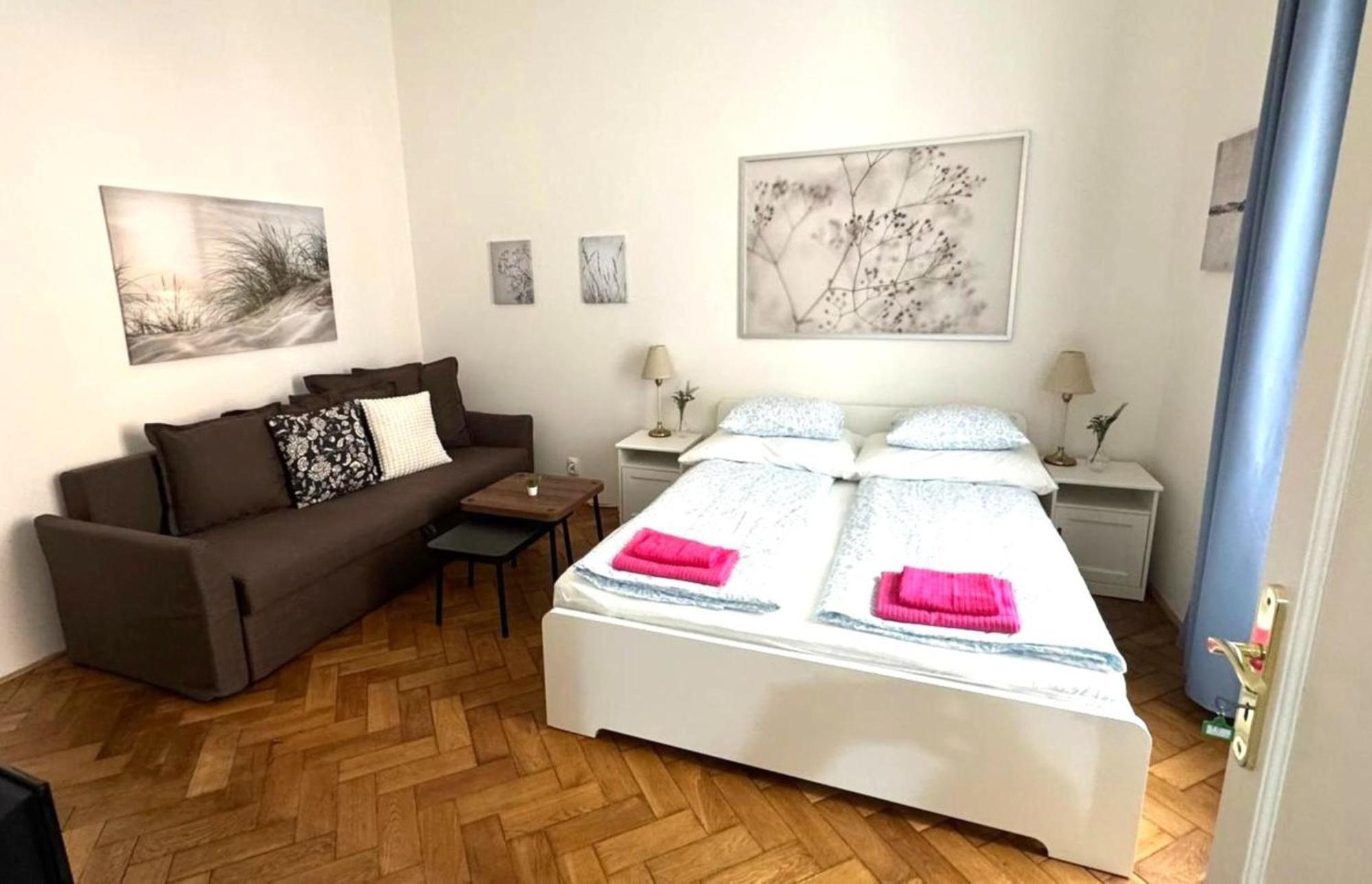 Side Street Apartments Prag Exterior foto